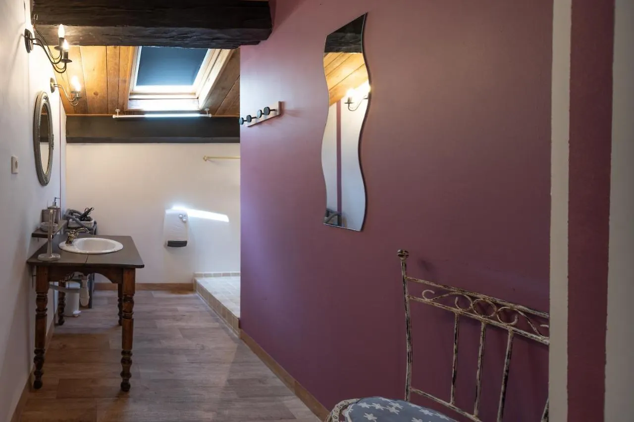 Holiday home Le Mas Pierre Et Soie Labeaume